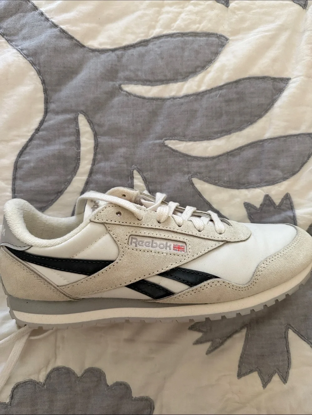 Reebok Retro Runner Sneakers in Cream and Navy